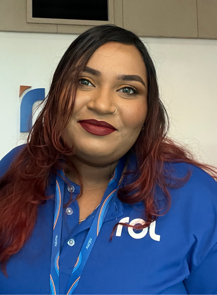Aishath Ulya Musthaq, Rol.mv Commercial Service